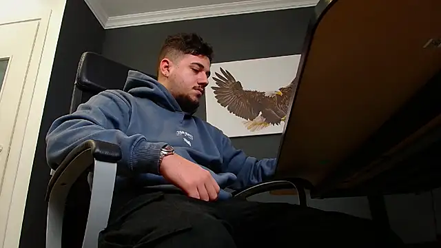 Snapshot of JoshKnights chatting on 01-07-25, 05:12 JoshKnights online show from 01-07-25, 05:12