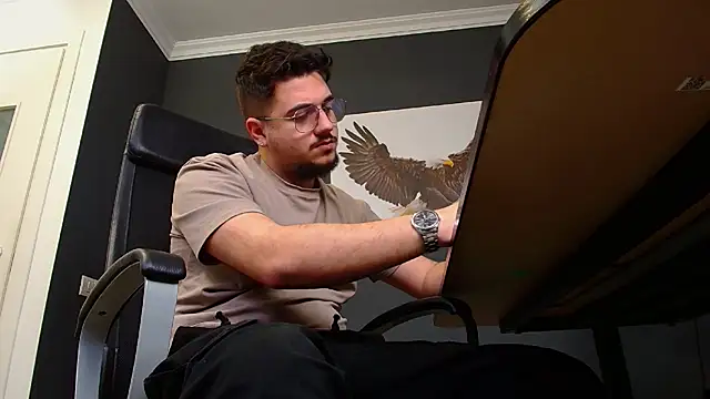 Snapshot of JoshKnights chatting on 01-07-25, 11:16 JoshKnights online show from 01-07-25, 11:16