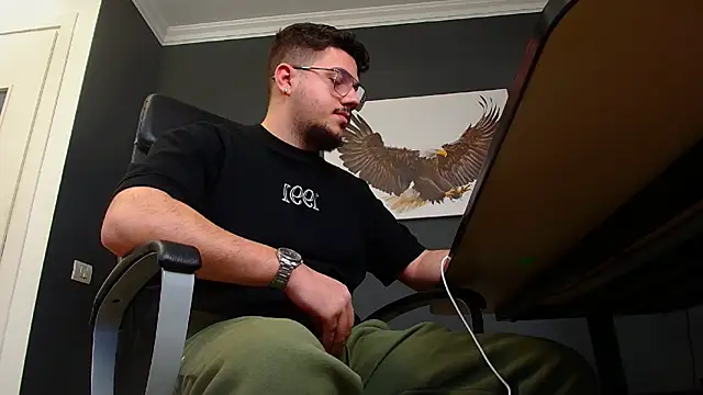 Snapshot of JoshKnights chatting on 01-09-25, 11:14 JoshKnights online show from 01-09-25, 11:14