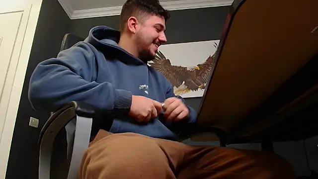 Snapshot of JoshKnights chatting on 01-11-25, 05:31 JoshKnights online show from 01-11-25, 05:31