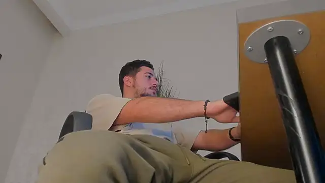 JoshKnights online show from 11-04-25, 06:23