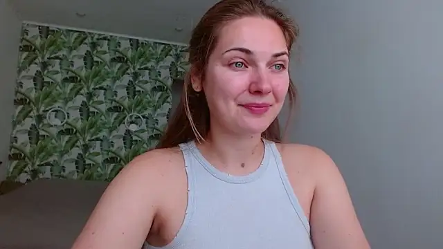 Olivia shine online show from 09-28-25, 04:29