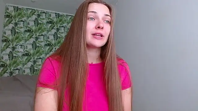 Olivia shine online show from 09-29-25, 04:28