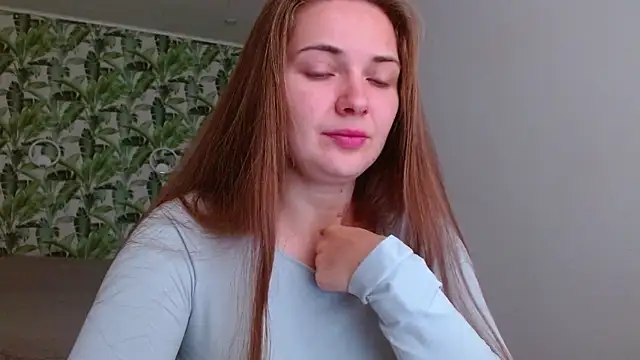 Olivia shine online show from 10-14-25, 04:24