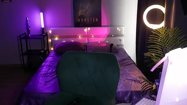  Moonlight t online show from 07-20-26, 08:28