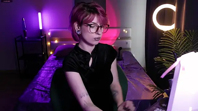  Moonlight t online show from 07-21-26, 07:43