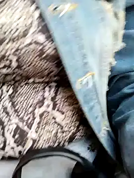 Snapshot of Emily_Wane chatting on 01-07-25, 03:33 Emily Wane online show from 01-07-25, 03:33