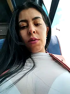 Snapshot of Emily_Wane chatting on 09-15-25, 04:40 Emily Wane online show from 09-15-25, 04:40