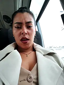 Snapshot of Emily_Wane chatting on 11-05-25, 03:56 Emily Wane online show from 11-05-25, 03:56