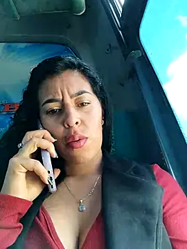 Snapshot of Emily_Wane chatting on 12-16-25, 04:45 Emily Wane online show from 12-16-25, 04:45