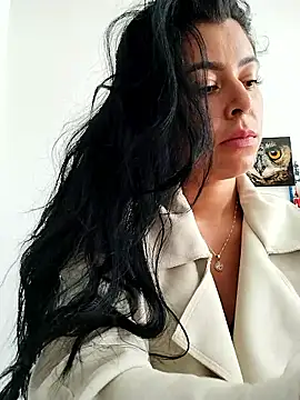 Snapshot of Emily_Wane chatting on 01-09-26, 06:10 Emily Wane online show from 01-09-26, 06:10