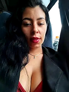 Snapshot of Emily_Wane chatting on 01-15-26, 04:22 Emily Wane online show from 01-15-26, 04:22