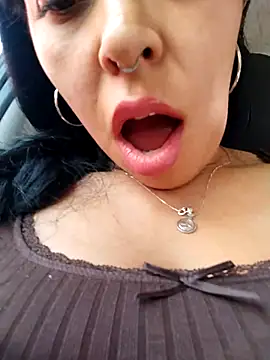 Snapshot of Emily_Wane chatting on 01-31-26, 07:11 Emily Wane online show from 01-31-26, 07:11