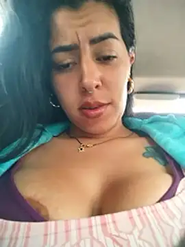 Snapshot of Emily_Wane chatting on 03-08-26, 05:17 Emily Wane online show from 03-08-26, 05:17