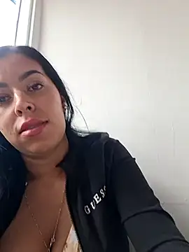 Snapshot of Emily_Wane chatting on 07-16-26, 05:08 Emily Wane online show from 07-16-26, 05:08