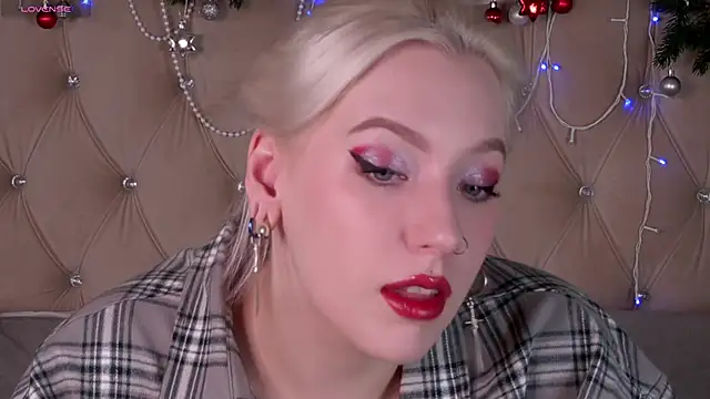 RachelCart online show from 01-10-25, 04:12