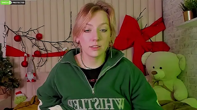 Snapshot of RachelCart chatting on 01-14-26, 03:12 RachelCart online show from 01-14-26, 03:12