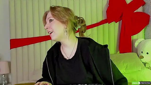 Snapshot of RachelCart chatting on 03-03-26, 03:12 RachelCart online show from 03-03-26, 03:12