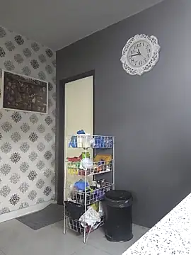 samilux5 online show from 10-14-25, 02:51