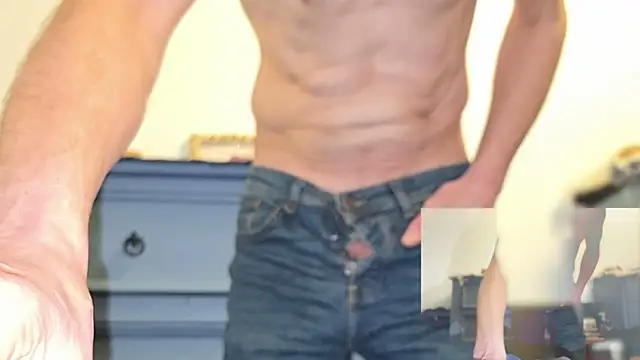 LongUKMakeYouSquirt online show from 12-21-24, 05:14