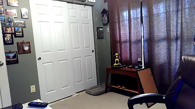 Snapshot of nobledad chatting on 12-22-25, 03:42 nobledad online show from 12-22-25, 03:42