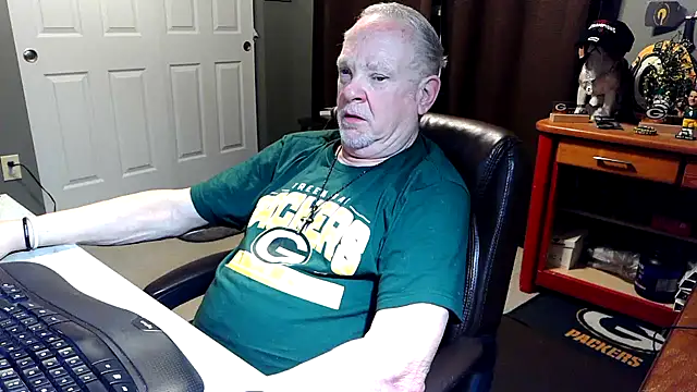 Snapshot of nobledad chatting on 02-15-26, 10:25 nobledad online show from 02-15-26, 10:25