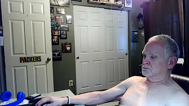 Snapshot of nobledad chatting on 03-07-26, 10:40 nobledad online show from 03-07-26, 10:40