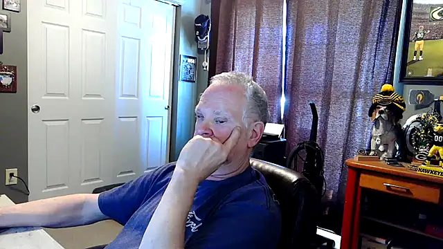 Snapshot of nobledad chatting on 03-08-26, 08:12 nobledad online show from 03-08-26, 08:12