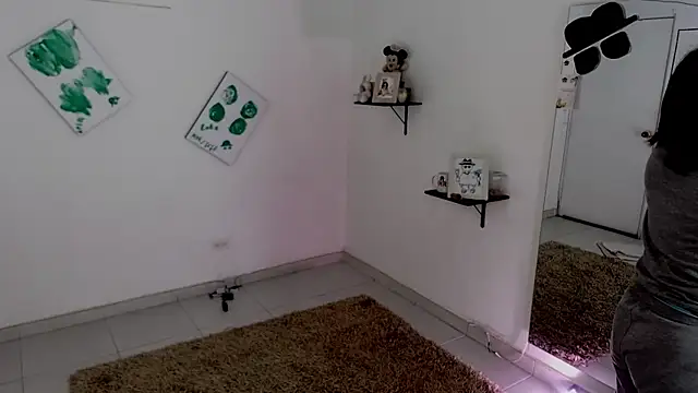 lollita 23  online show from 10-26-25, 01:50