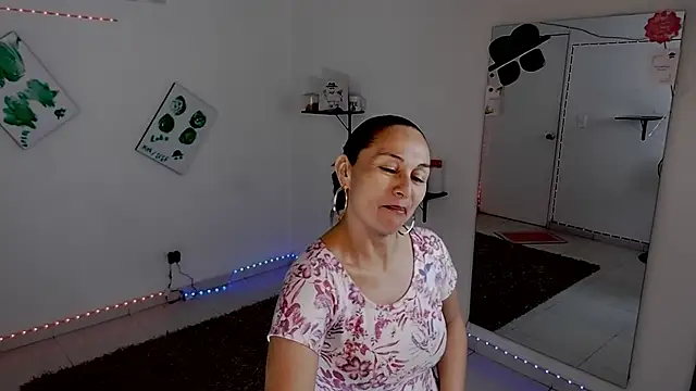 lollita 23  online show from 11-13-25, 08:19