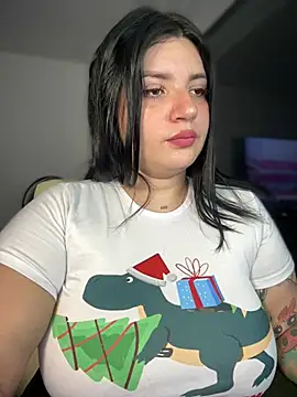 Snapshot of horny_roomiess chatting on 12-22-24, 11:09 horny roomiess online show from 12-22-24, 11:09