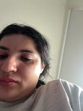 Snapshot of horny_roomiess chatting on 01-25-25, 08:21 horny roomiess online show from 01-25-25, 08:21