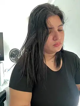 Snapshot of horny_roomiess chatting on 01-31-25, 03:33 horny roomiess online show from 01-31-25, 03:33