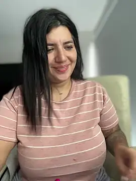 Snapshot of horny_roomiess chatting on 02-25-25, 01:50 horny roomiess online show from 02-25-25, 01:50