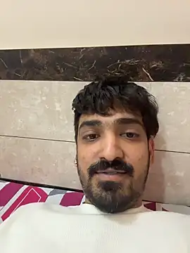 hornyguy271192 online show from 02-11-26, 02:55