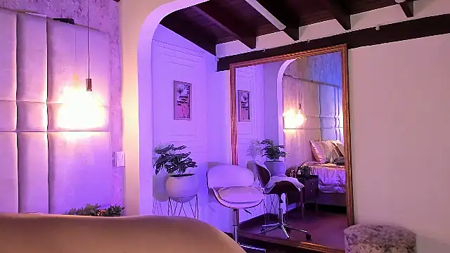 Victoria-Harper online show from 01-22-25, 12:06