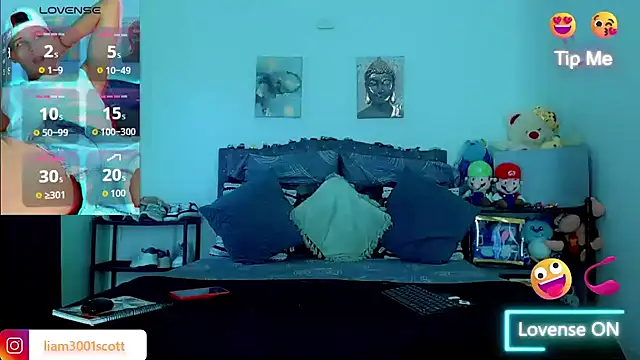 Liamscott  online show from 11-26-25, 07:15