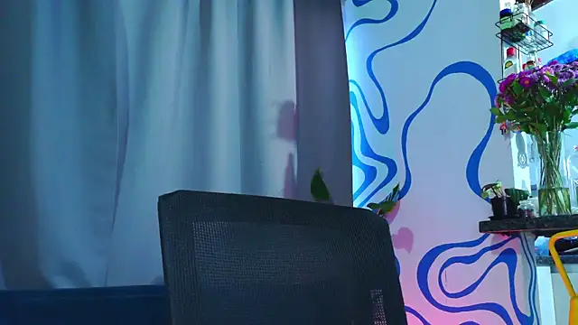 Snapshot of purple_em69 chatting on 11-02-25, 10:45 purple em69 online show from 11-02-25, 10:45