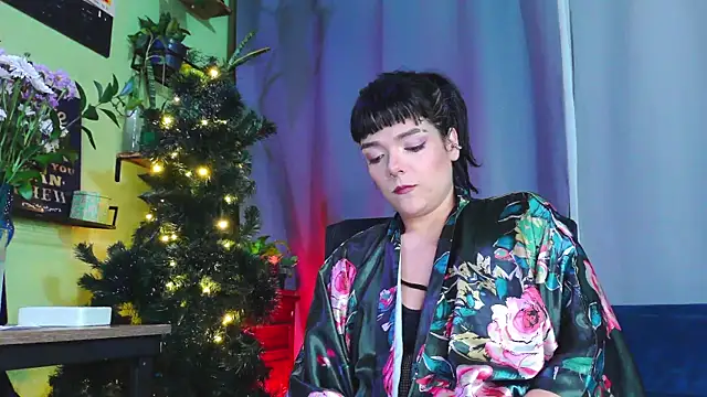 Snapshot of purple_em69 chatting on 01-06-26, 03:54 purple em69 online show from 01-06-26, 03:54