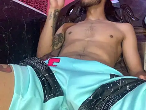 Snapshot of tanned_boy chatting on 03-04-26, 02:56 tanned boy online show from 03-04-26, 02:56