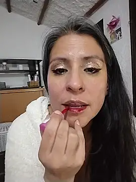 Snapshot of LucifernandaSw chatting on 01-13-25, 02:18 LucifernandaSw online show from 01-13-25, 02:18