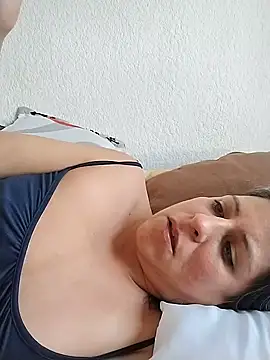 Snapshot of LucifernandaSw chatting on 01-13-25, 06:49 LucifernandaSw online show from 01-13-25, 06:49