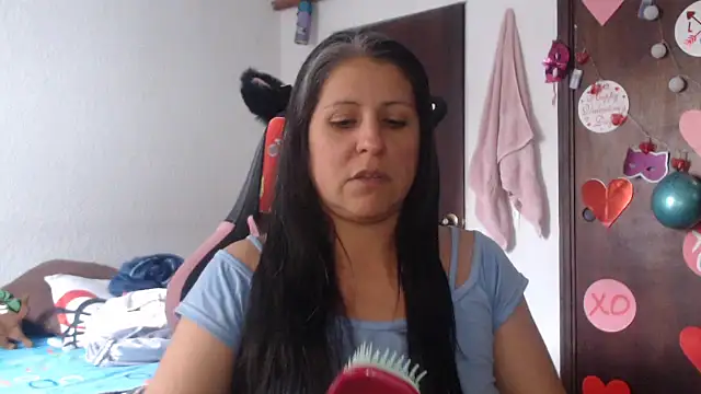 Snapshot of LucifernandaSw chatting on 02-15-26, 09:00 LucifernandaSw online show from 02-15-26, 09:00