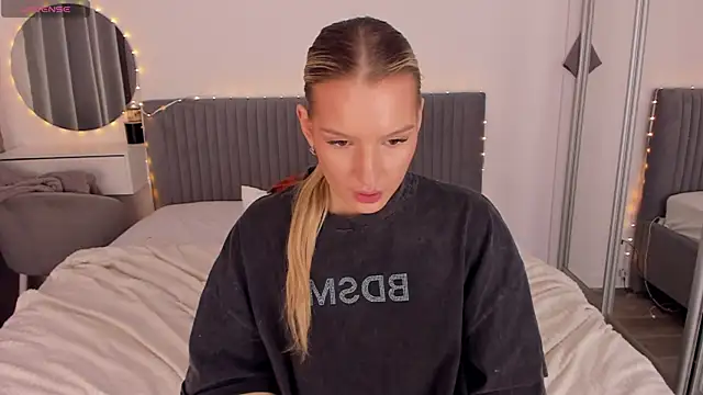 CassieRayss online show from 05-10-26, 10:31