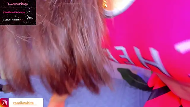 camilawhite   online show from 04-23-26, 03:58