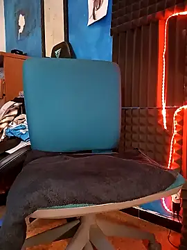 Snapshot of Themadhatter90 chatting on 02-08-25, 01:54 Themadhatter90 online show from 02-08-25, 01:54