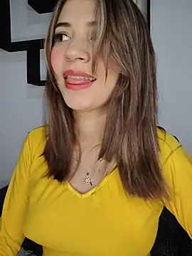 hanaa 18 online show from 10-31-25, 02:01