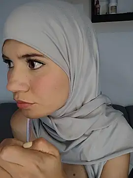 hanaa 18 online show from 06-19-26, 07:06