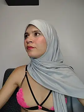 hanaa 18 online show from 07-27-26, 03:13