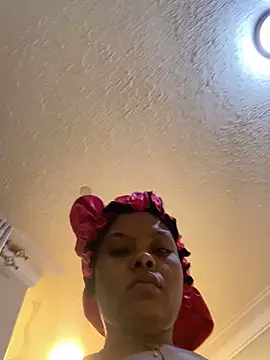 Dellah26 online show from 12-15-25, 07:12